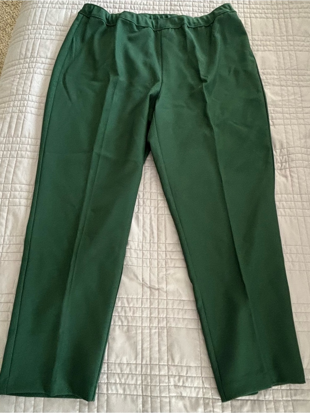 Bend Over Straight-Leg Pull-On Pants in Deep Green